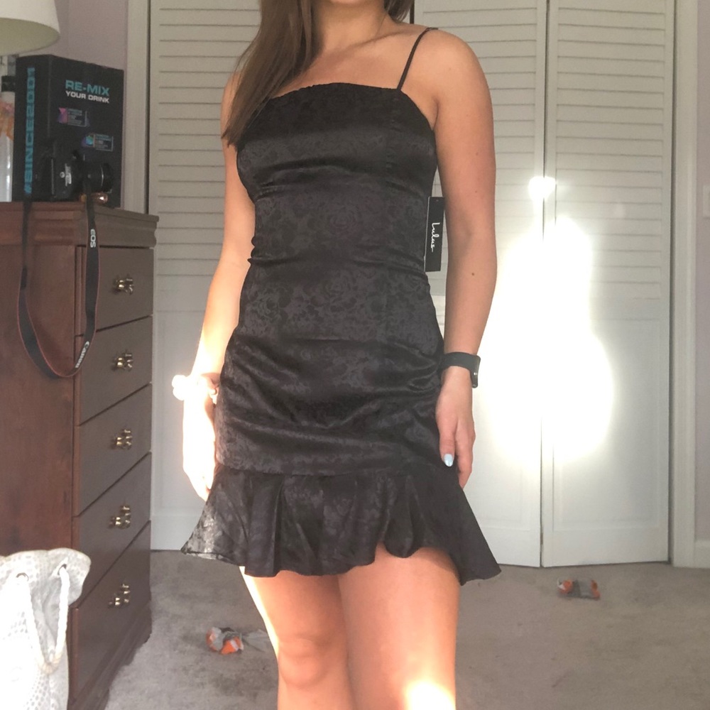 NWT Lulus satin dress